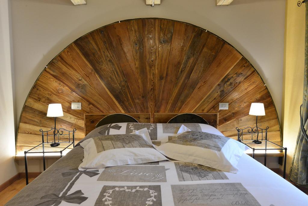 Vecchio Mulino Guest House Aosta Buitenkant foto