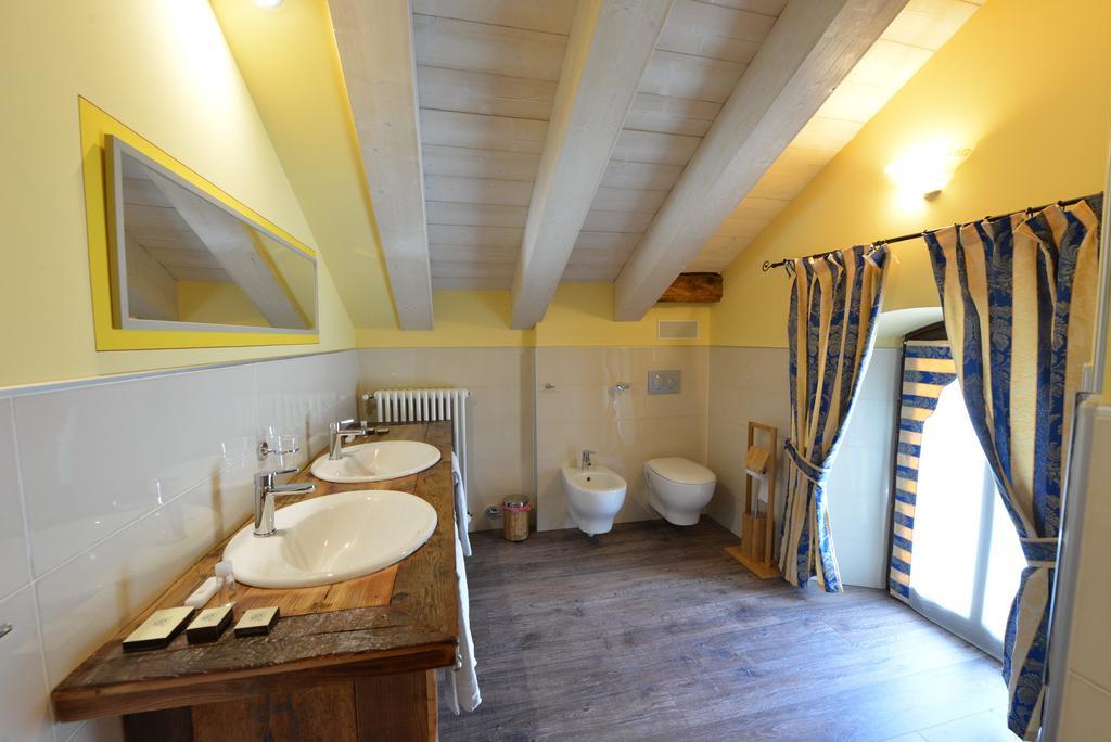 Vecchio Mulino Guest House Aosta Buitenkant foto