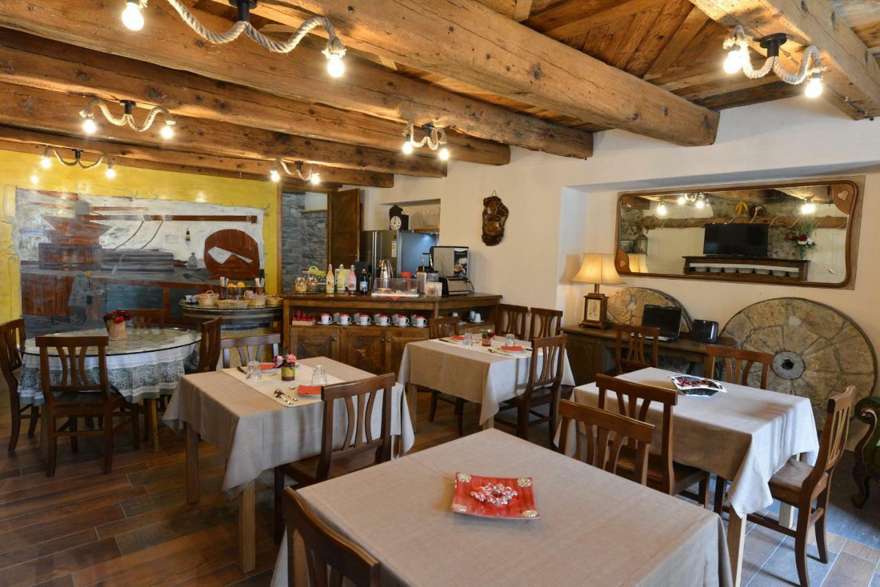 Vecchio Mulino Guest House Aosta Buitenkant foto